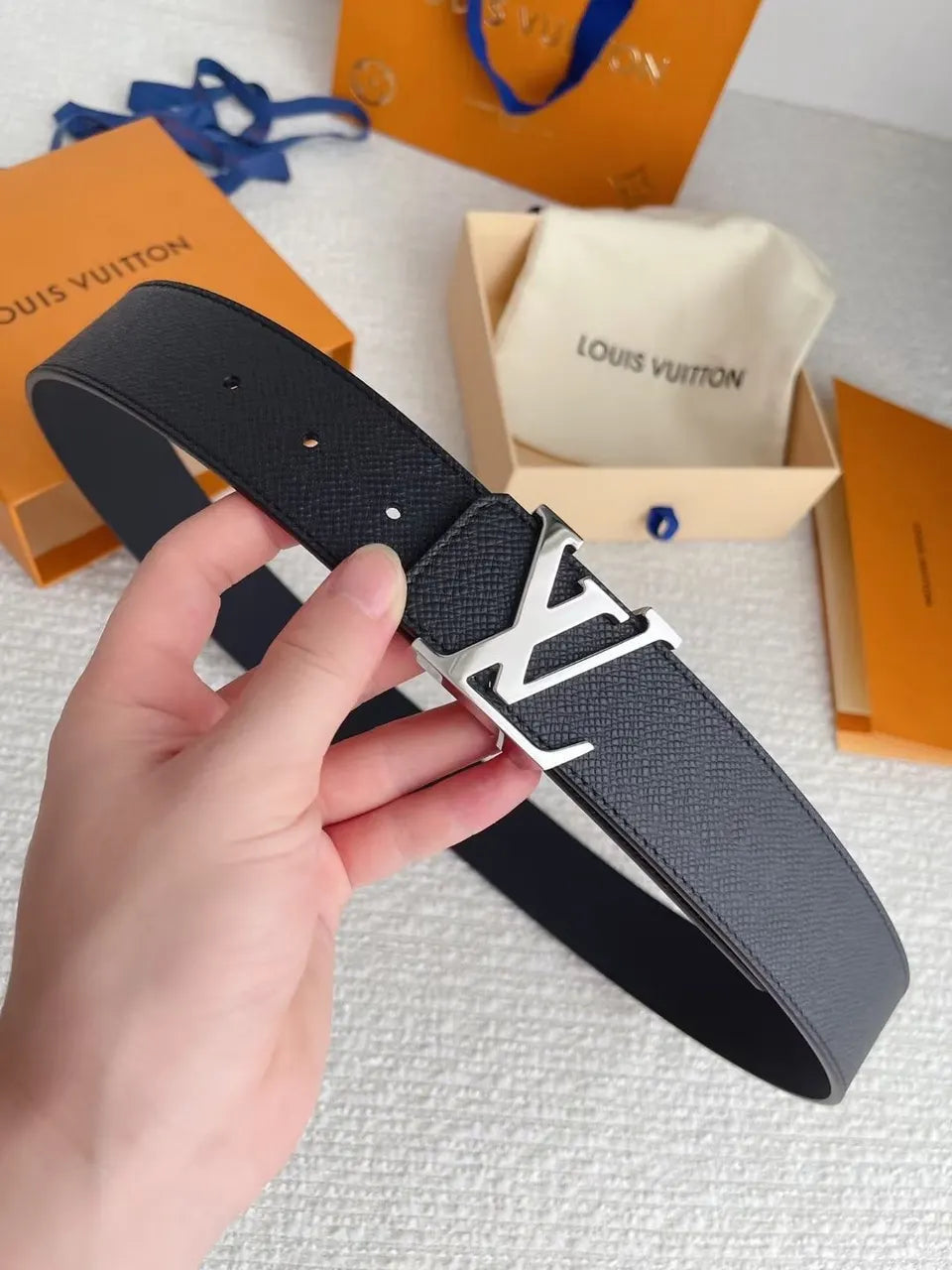 Louis Vuitton Black Taurillon Leather Belt 8254 - Hình 2