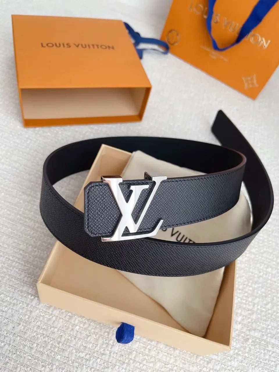 Louis Vuitton Black Taurillon Leather Belt 8254 - Hình 4