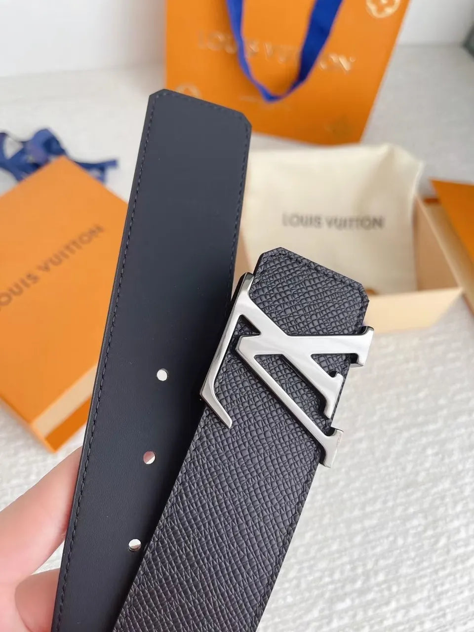 Black Taurillon LV Initiales Belt - Hình 5