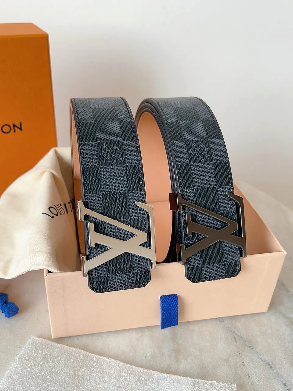 silver lv Louis Vuitton Damier Cobalt Belt - Hình 9
