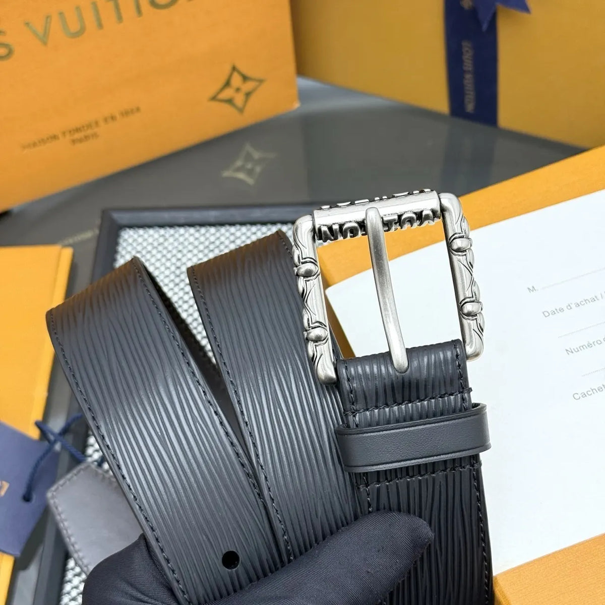 leather Louis Vuitton Epi Black Belt - Hình 3