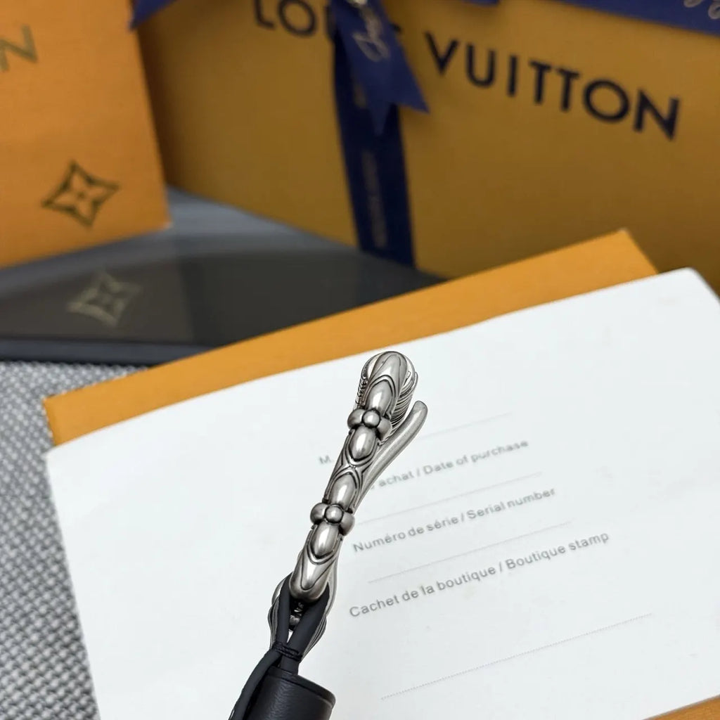 leather Louis Vuitton Epi Black Belt - Hình 6