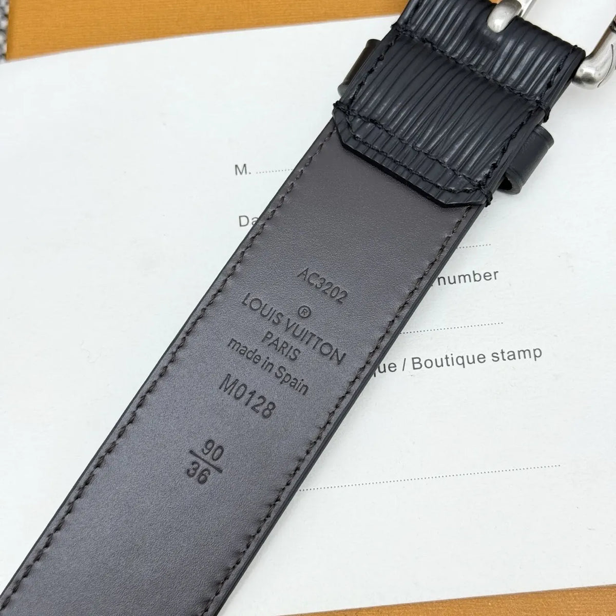 leather Louis Vuitton Epi Black Belt - Hình 7