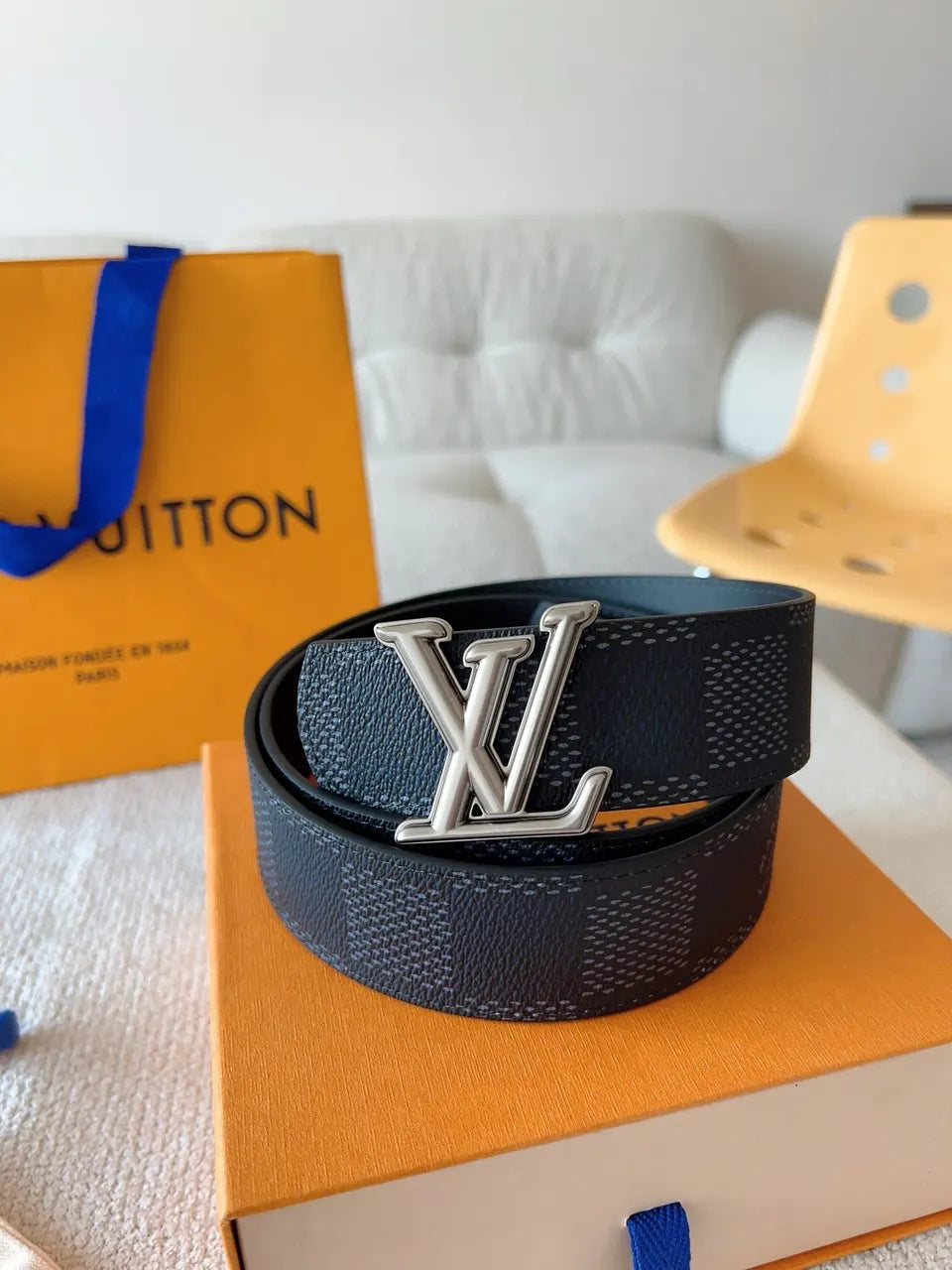 Damier Infini Silver LV Buckle Belt - Hình 5
