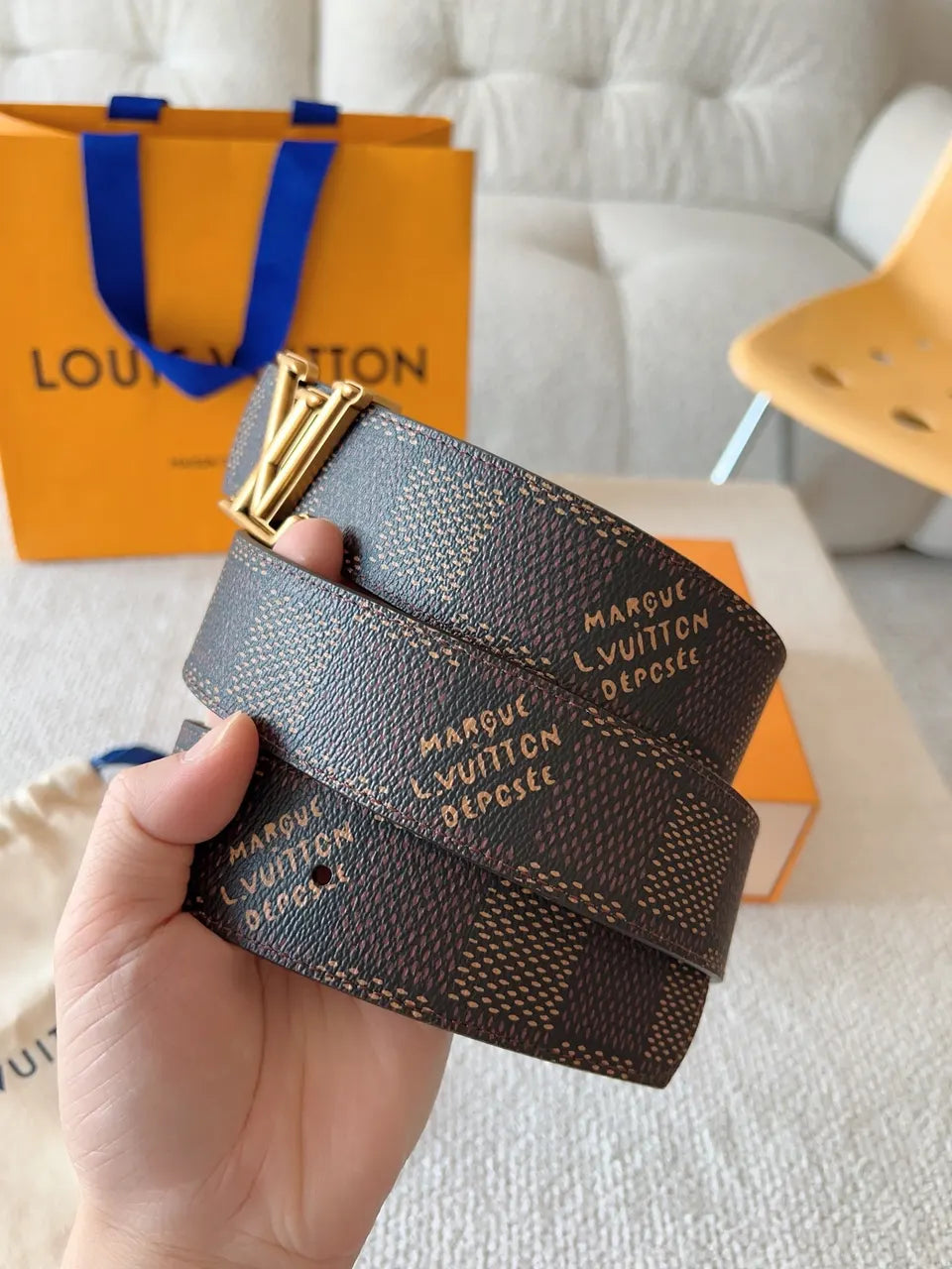 Louis Vuitton Damier Azur Belt gold lv - Hình 8