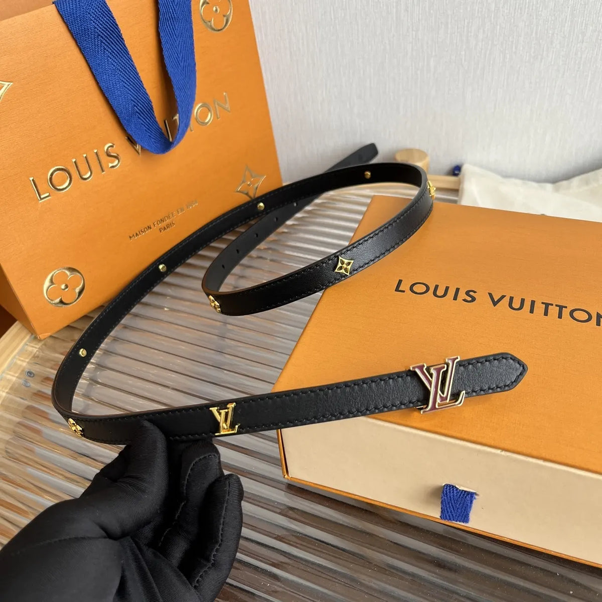 Louis Vuitton Mini Black Leather Belt