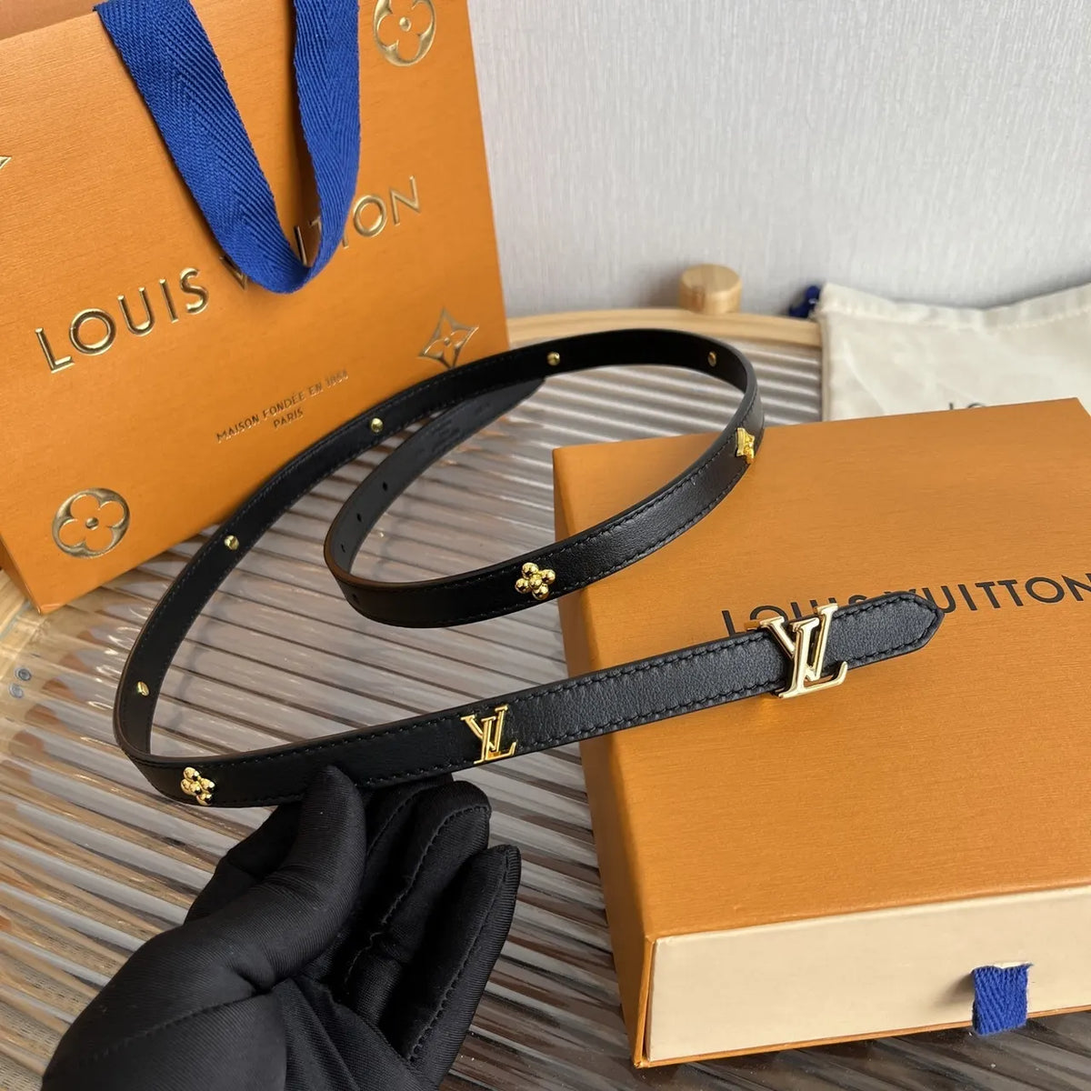 Louis Vuitton Black Skinny Belt