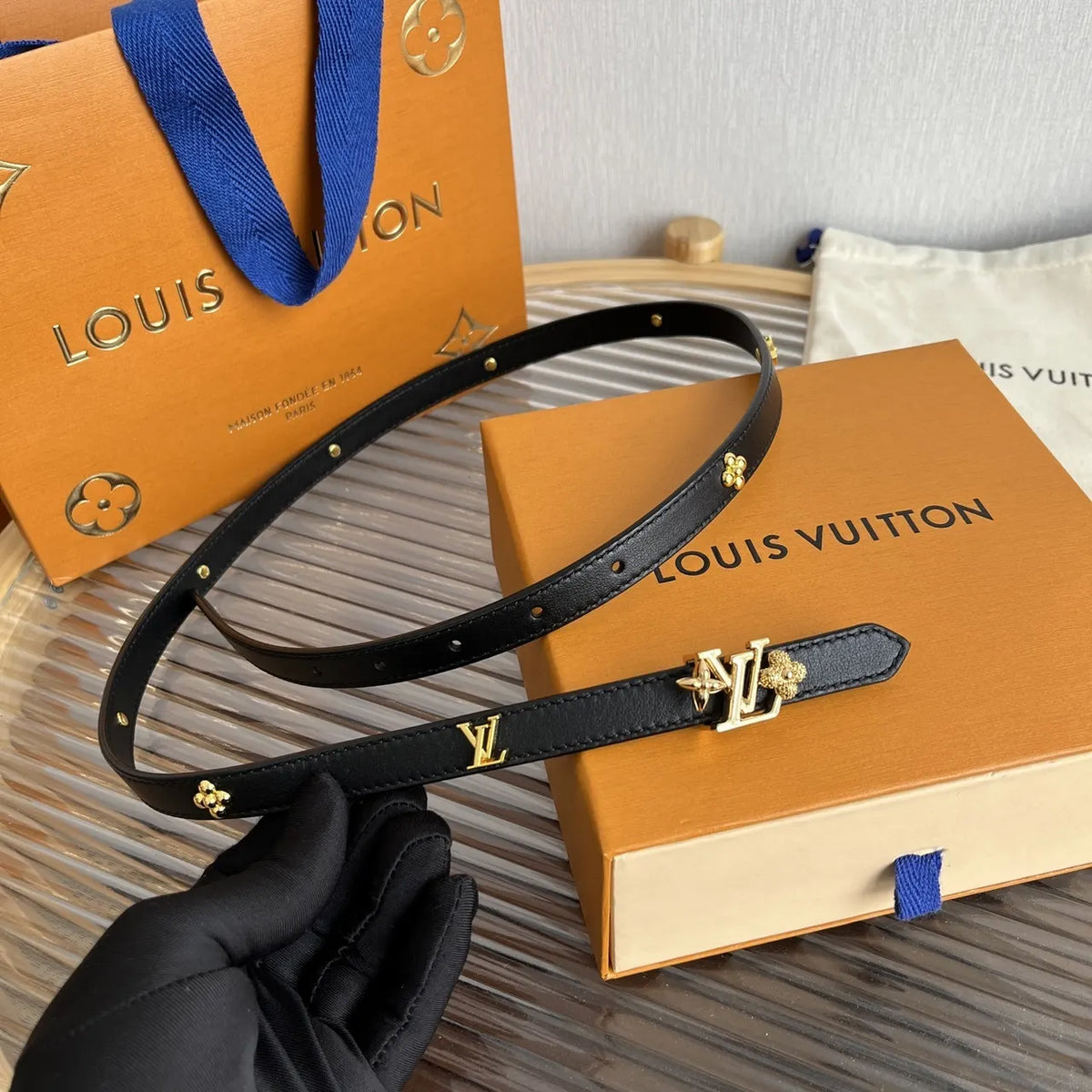 Louis Vuitton Black Thin Belt