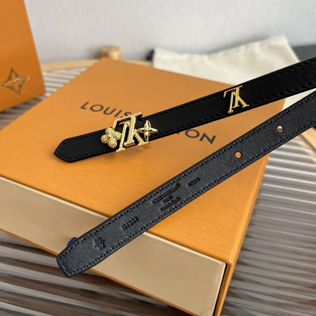 Louis Vuitton Black Thin Belt - Hình 4