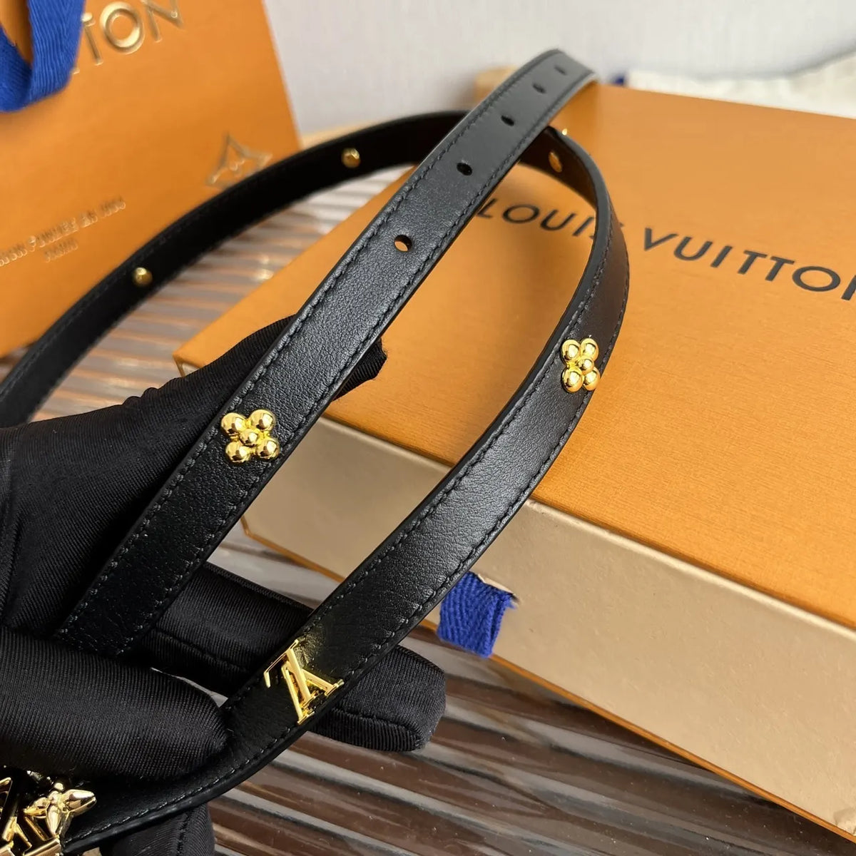 Louis Vuitton Black Thin Belt - Hình 9