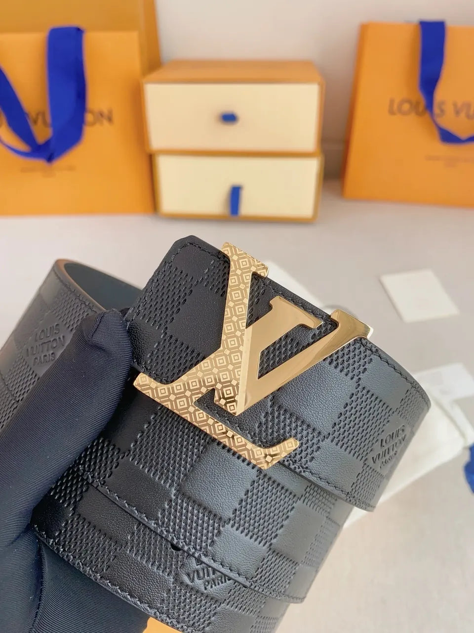 Damier Infini Gold Buckle Belt - Hình 4