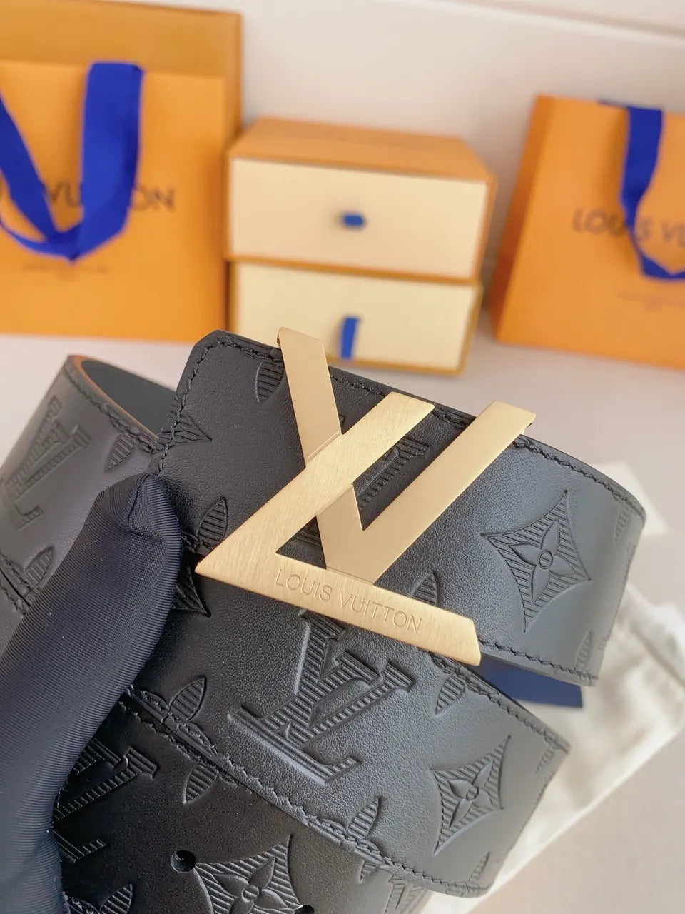 Black LV Upside Down Belt - Hình 7