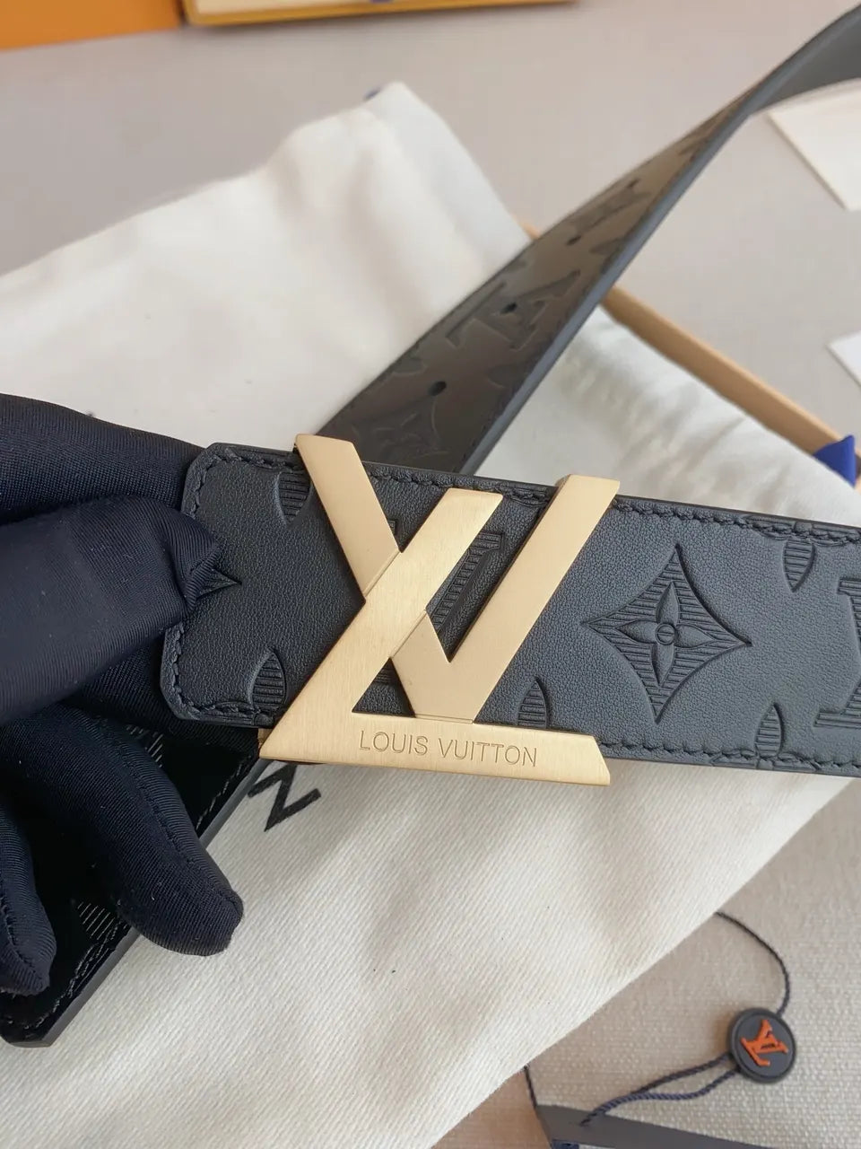 Black LV Upside Down Belt - Hình 8