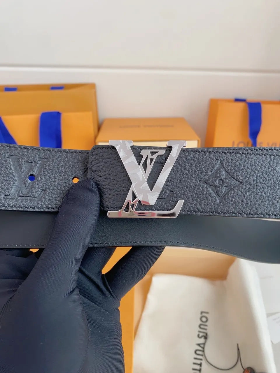 LV Black Leather Geometric Belt - Hình 7