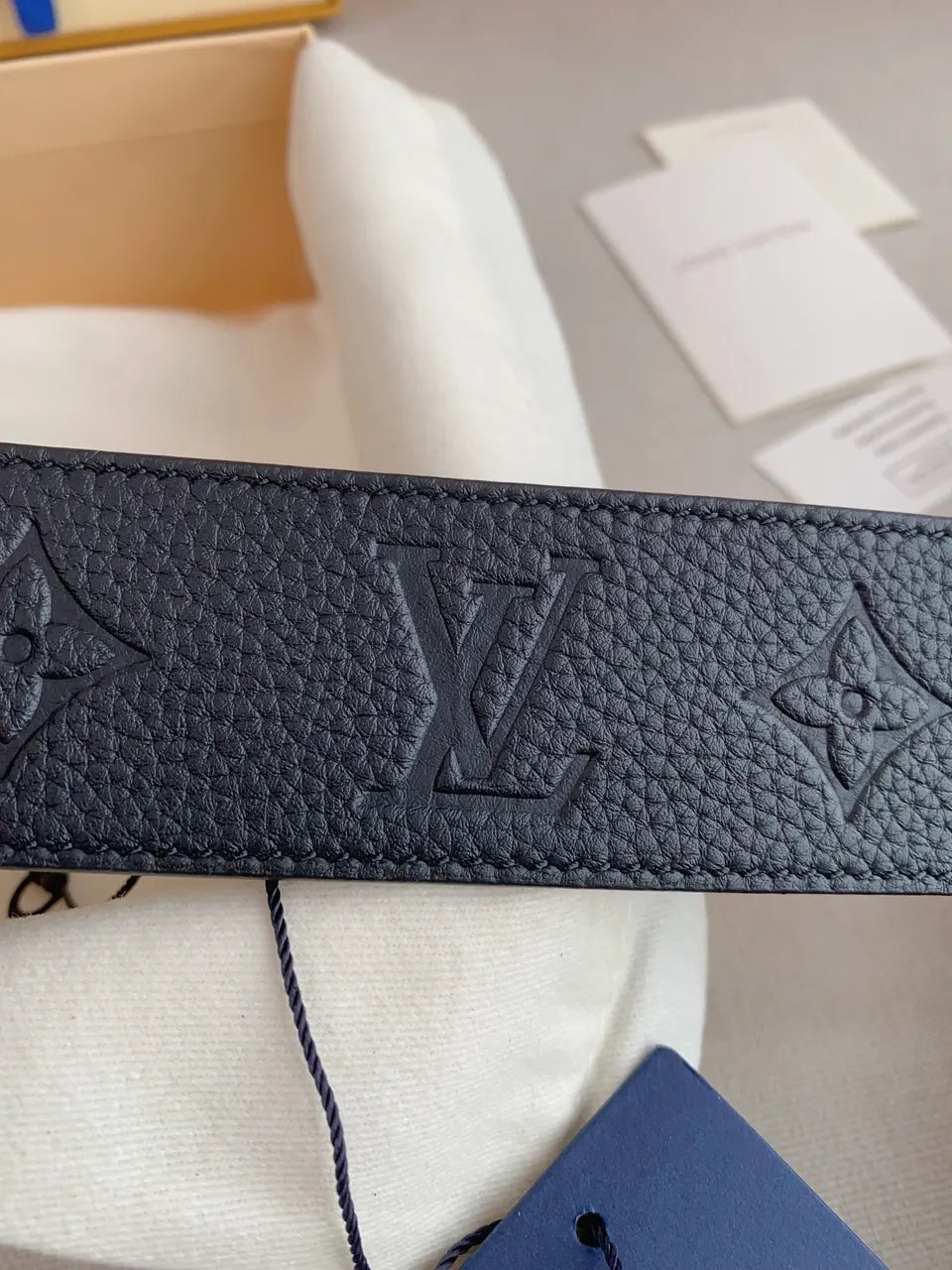 LV Black Leather Geometric Belt - Hình 8