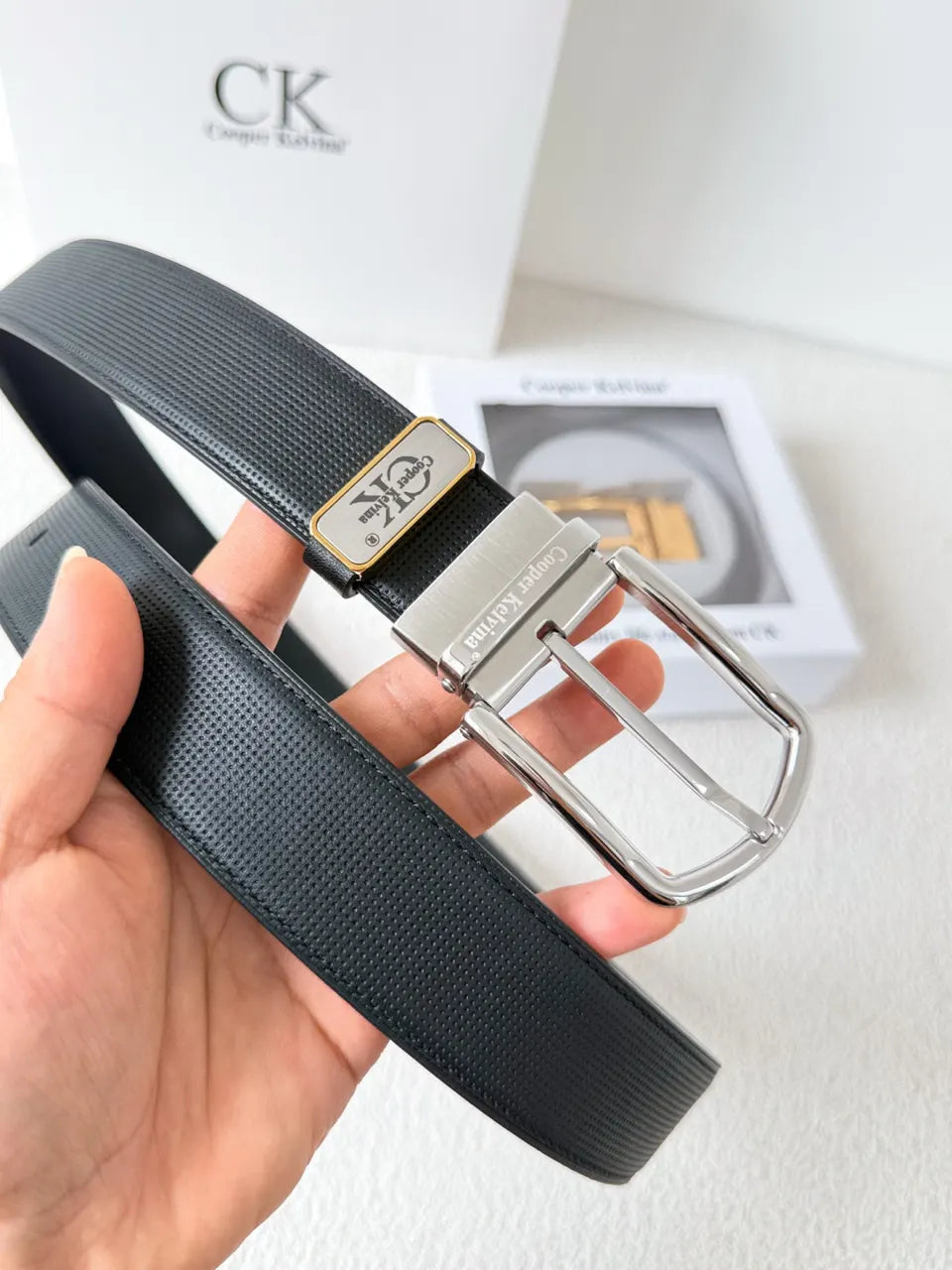 Cooper Kelvin Reversible Black Leather Belt - Hình 6