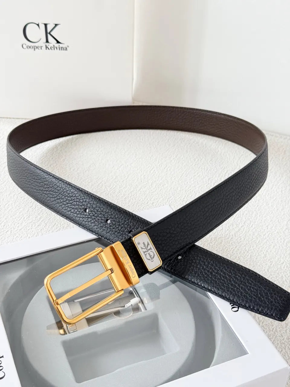 reversible Cooper Kelvina Black Leather Belt - Hình 5