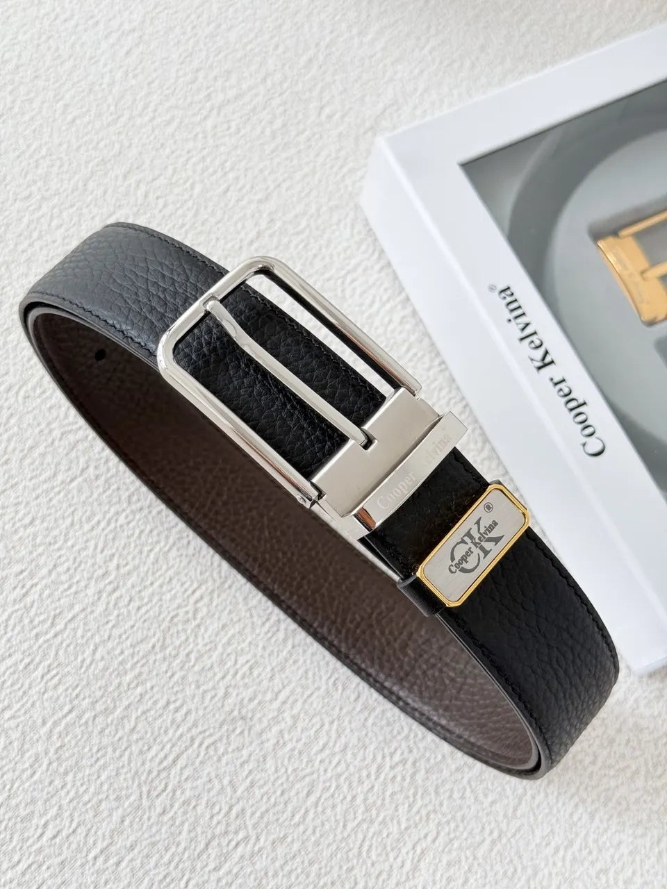 Cooper Kelvina Black Leather Reversible Belt - Hình 2