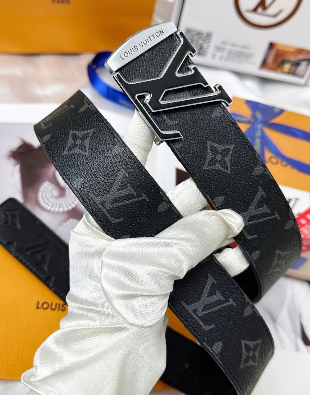 Louis Vuitton Gunmetal Buckle Belt - Hình 3