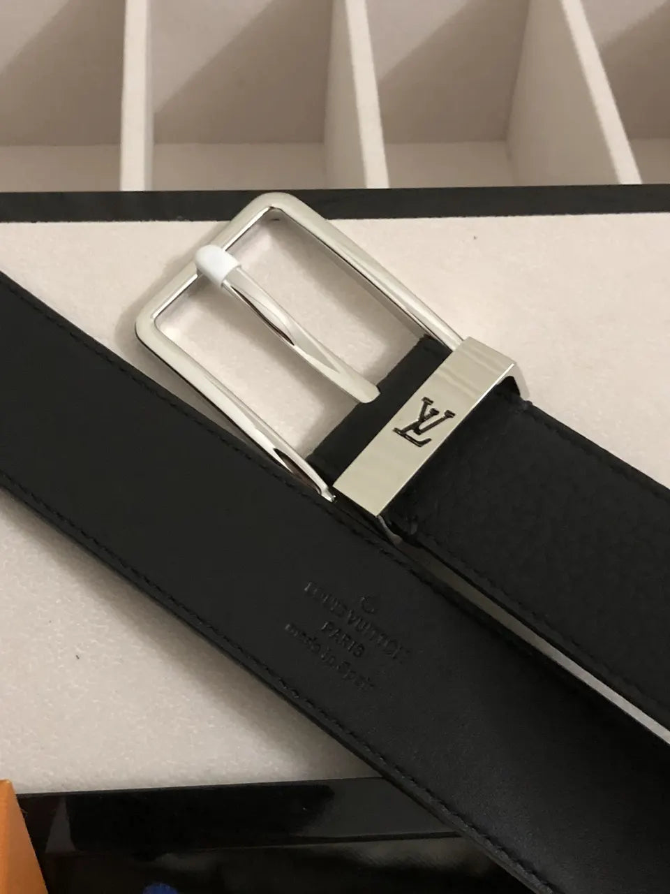 silver Louis Vuitton Smooth Black Leather Belt - Hình 4