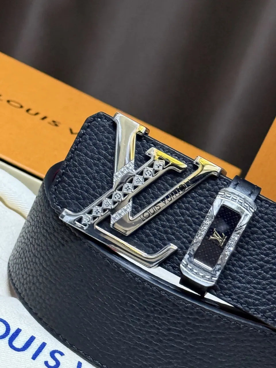 Crystal LV Buckle Belt - Hình 2