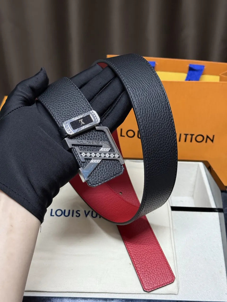 Crystal LV Buckle Belt - Hình 3
