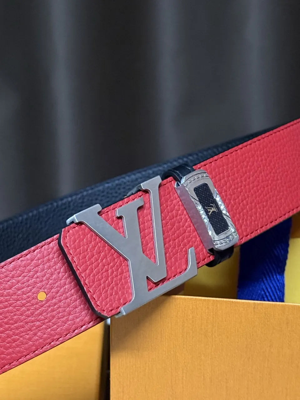 Louis Vuitton Red Leather Belt - Hình 8