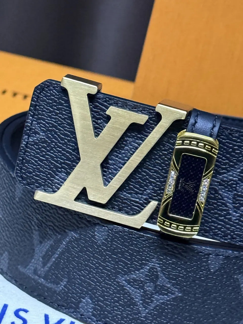 shadow Louis Vuitton Black Monogram Belt - Hình 2