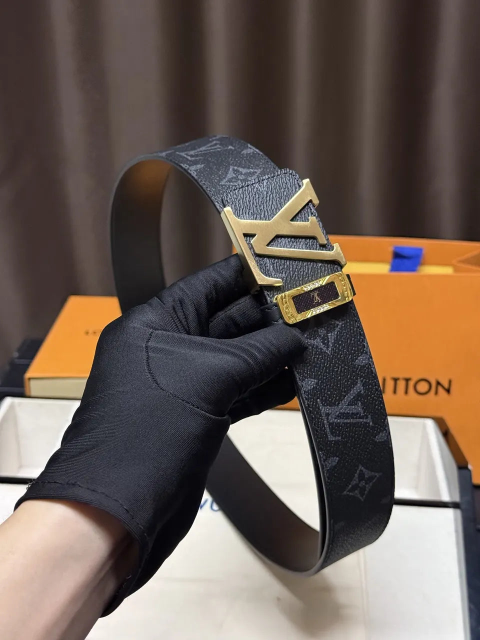 shadow Louis Vuitton Black Monogram Belt - Hình 6
