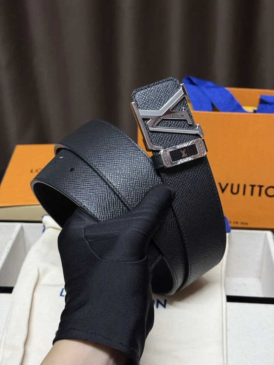 LV Black Leather Diamante Belt - Hình 3