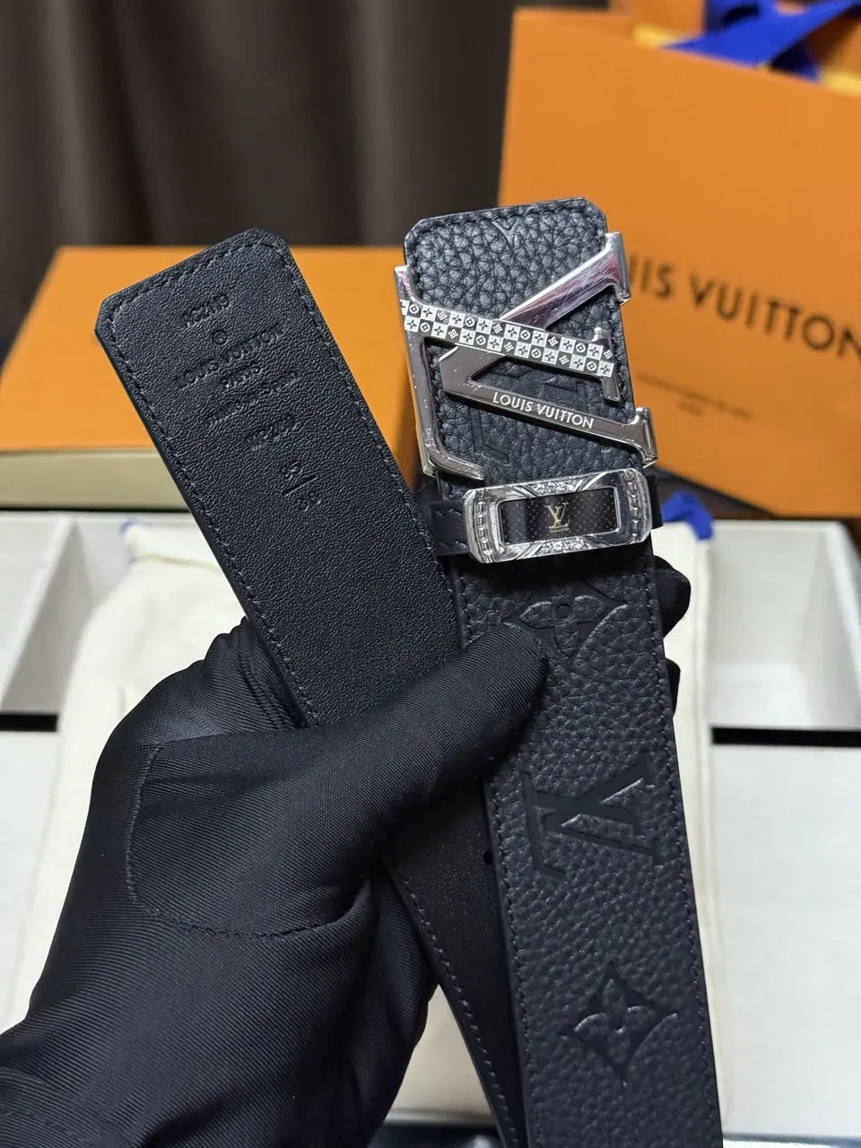 Louis Vuitton Embossed Belt diamond - Hình 4
