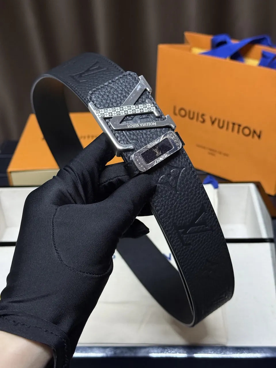 Louis Vuitton Embossed Belt diamond - Hình 5