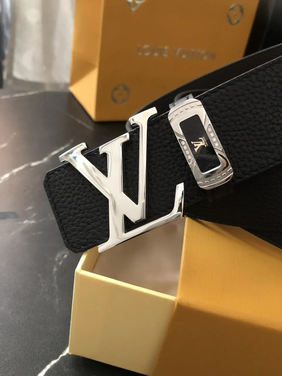 Louis Vuitton Black Taurillon Leather Belt lv - Hình 2
