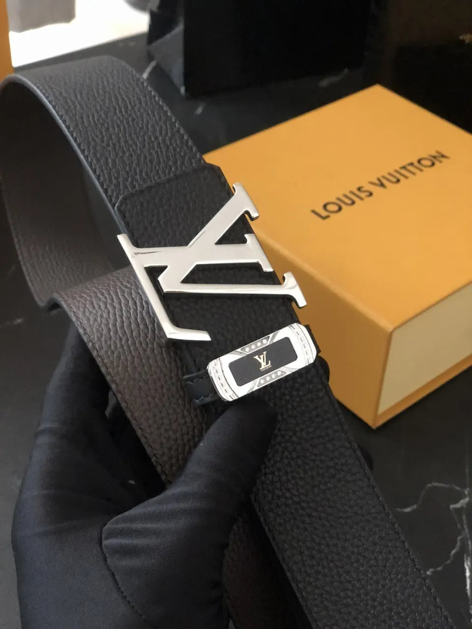 Louis Vuitton Black Taurillon Leather Belt lv - Hình 5