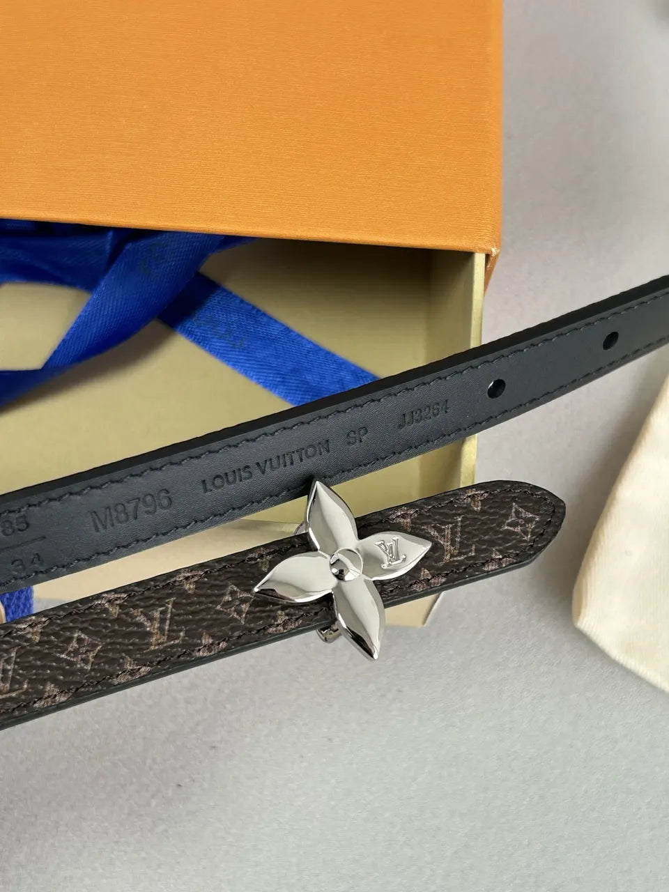 monogram Louis Vuitton Flower Belt Brown - Hình 2
