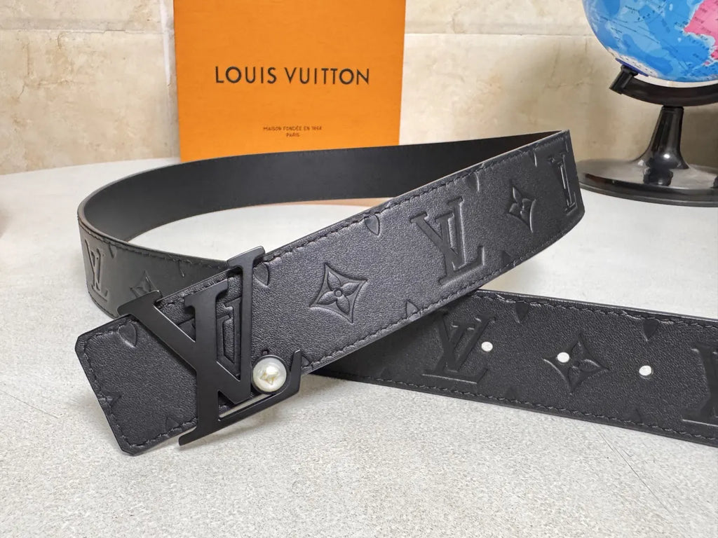 Louis Vuitton Pearl Buckle Belt - Hình 3