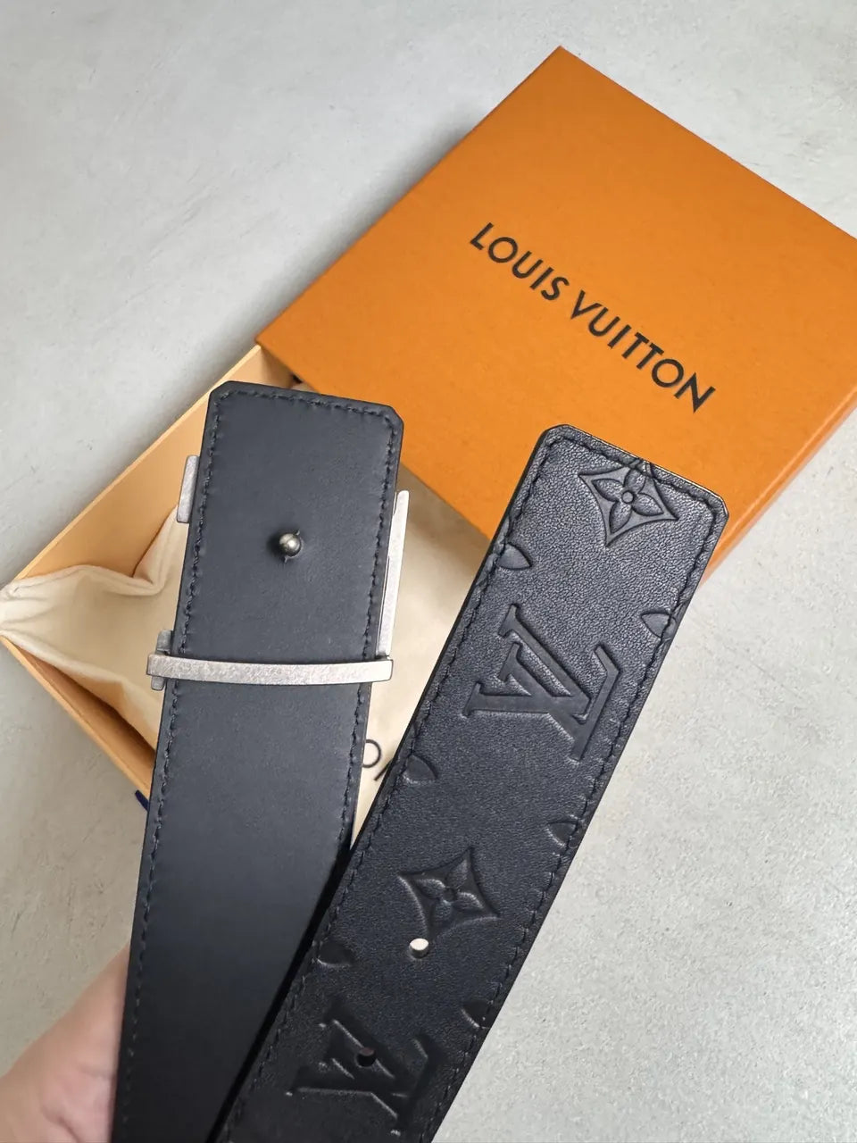 silver Louis Vuitton Black Embossed Belt - Hình 6