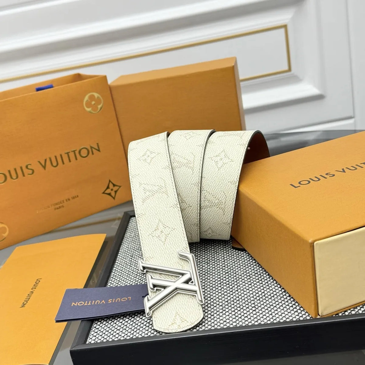 Louis Vuitton Off-White Belt - Hình 2