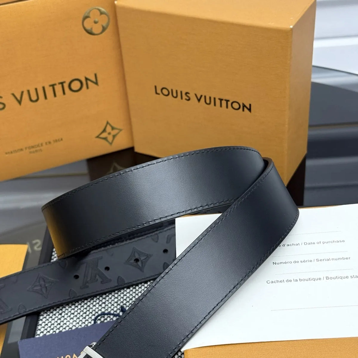 silver Louis Vuitton Matte Black LV Initial Belt - Hình 3
