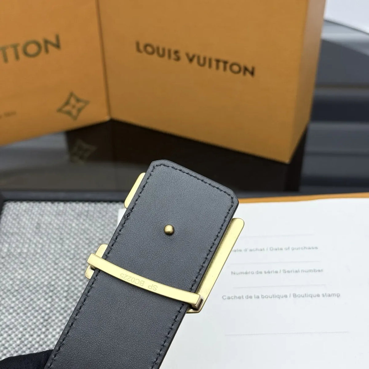 black Louis Vuitton Epi Leather Belt - Hình 6