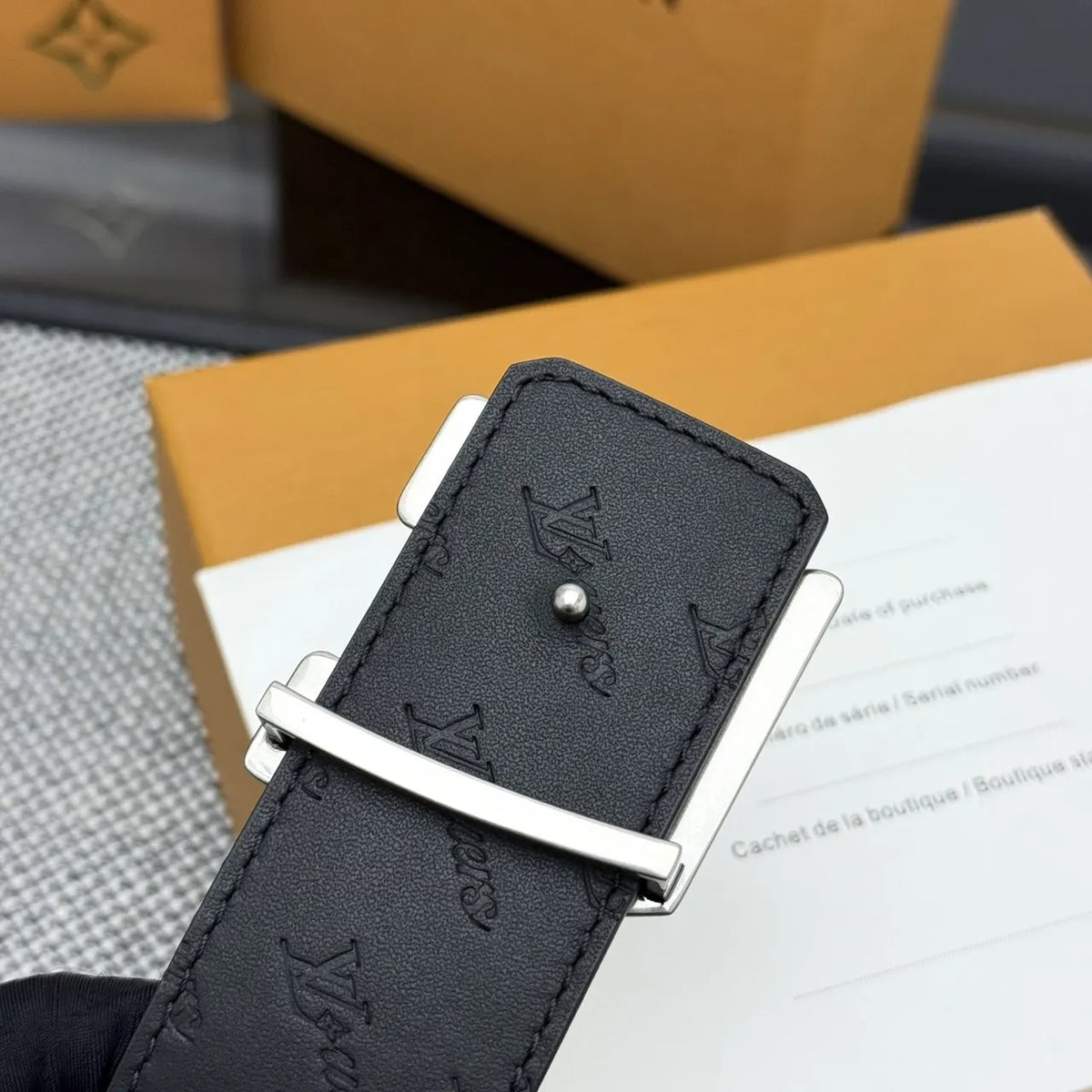 silver Louis Vuitton Grey Monogram Shadow Belt - Hình 5