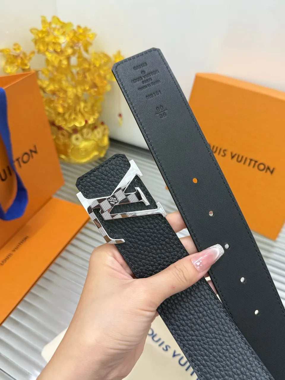 Louis Vuitton Black Pebbled Leather Belt - Hình 7