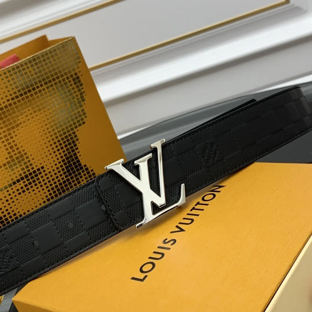 silver Louis Vuitton Damier Black Belt