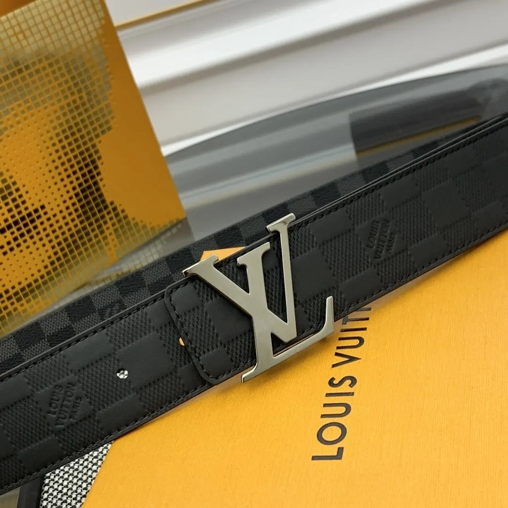silver Louis Vuitton Damier Black Belt
