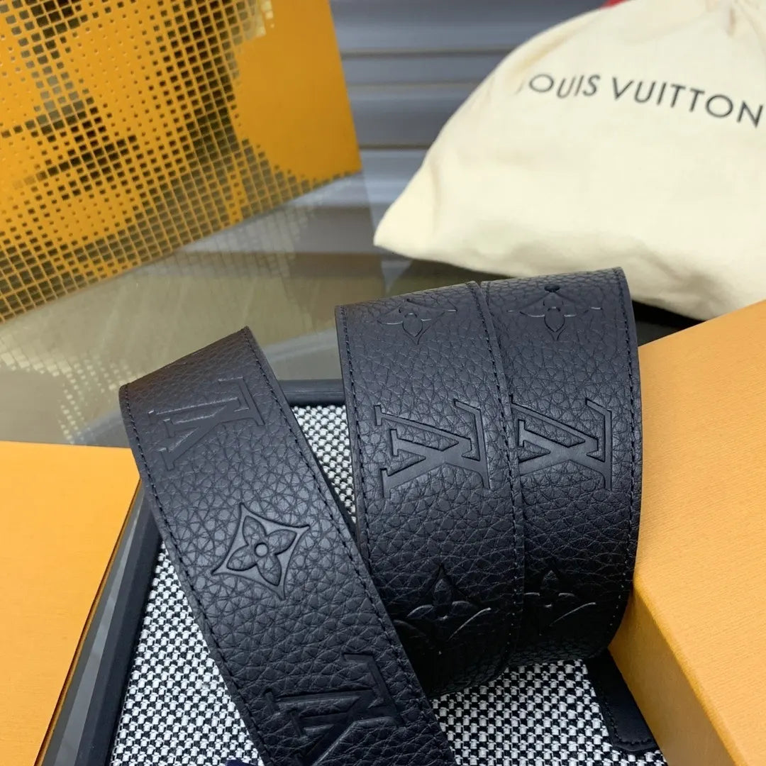 louis vuitton LV Black Embossed Leather Belt - Hình 4
