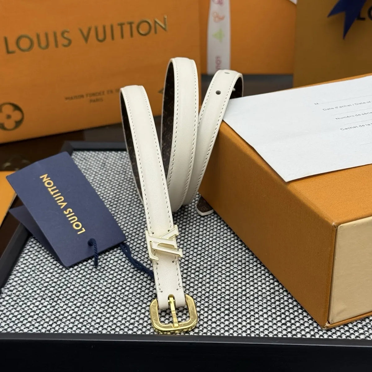 Louis Vuitton Ivory Leather Belt - Hình 2
