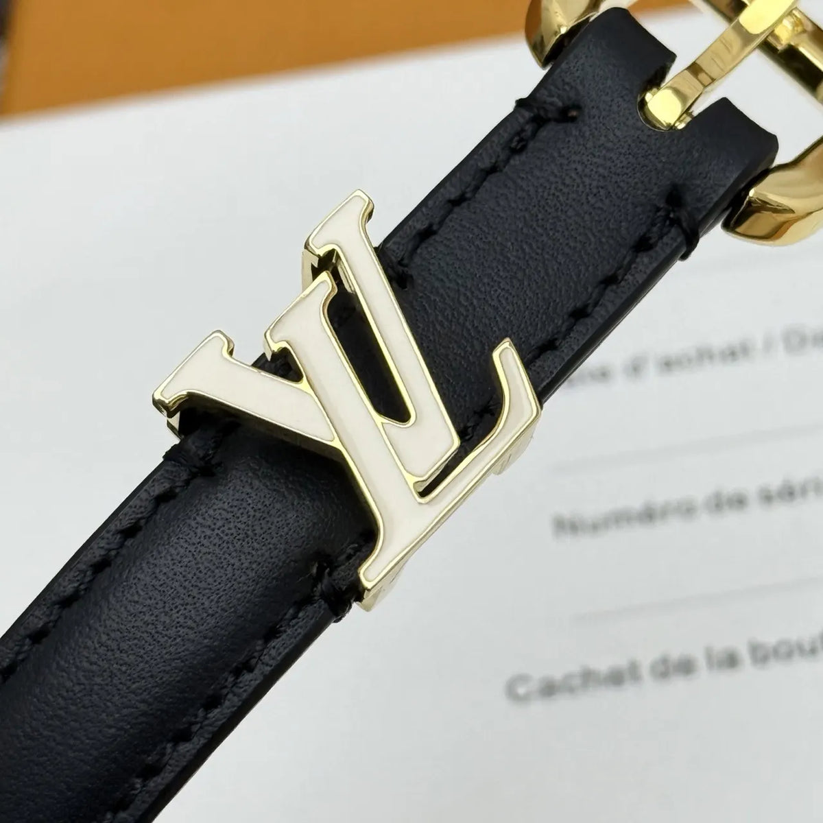 Louis Vuitton Black Leather Skinny Belt - Hình 4