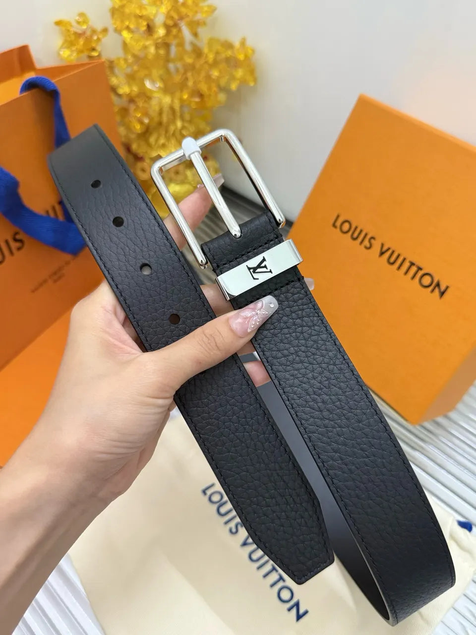 LV Black Pebble Leather Belt