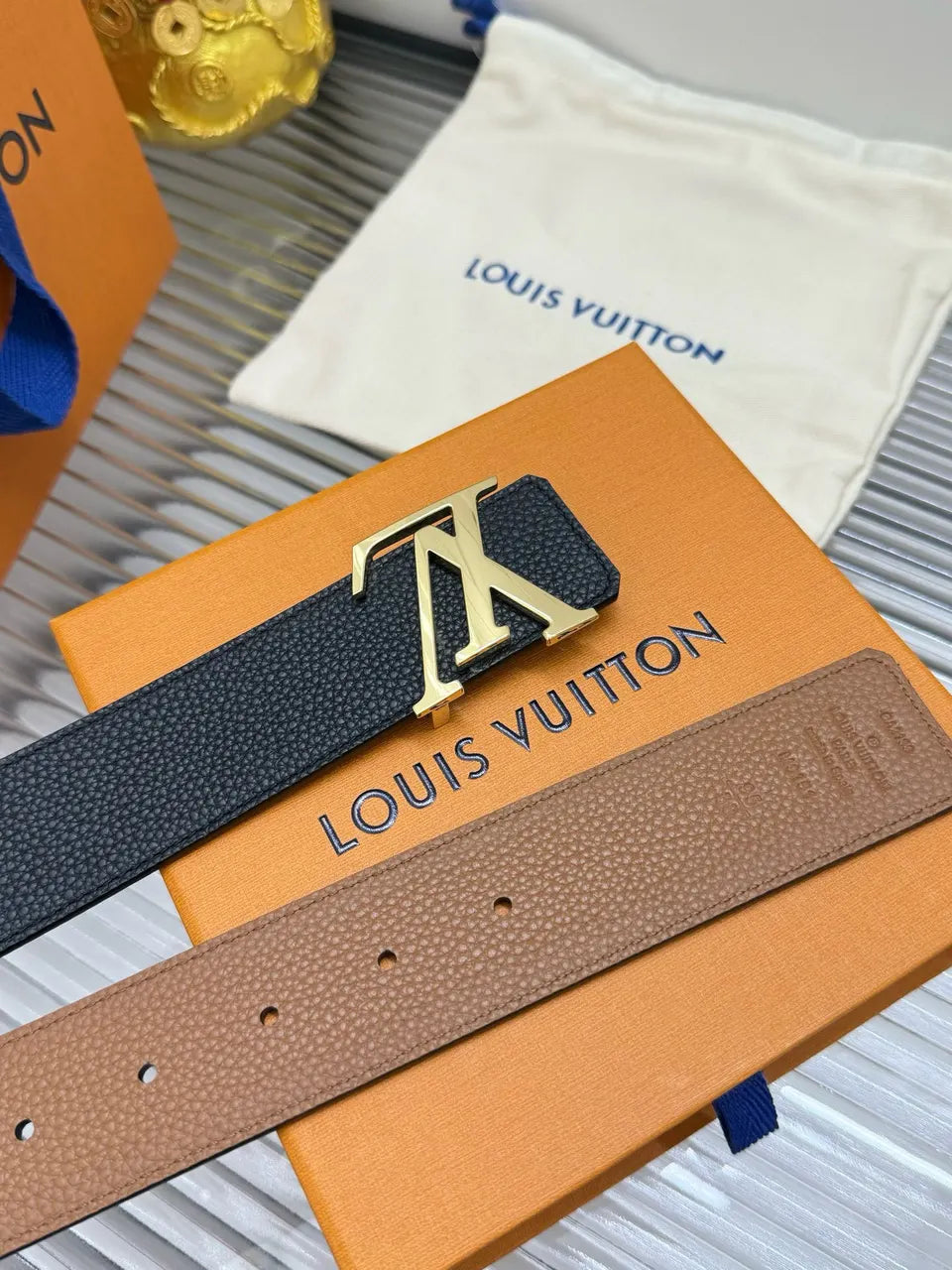 gold buckle Louis Vuitton Black Taurillon Leather Belt - Hình 6