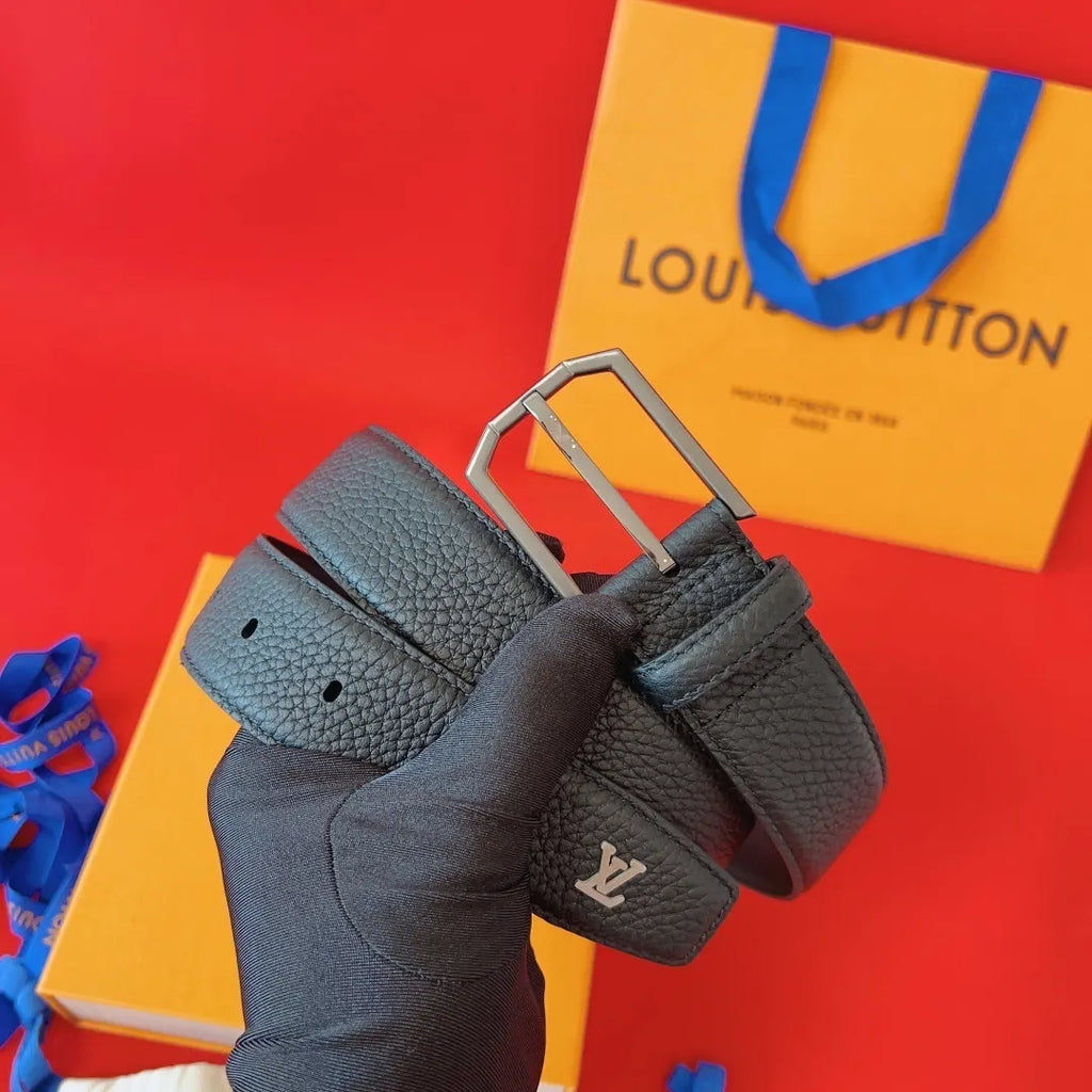 Louis Vuitton Pebbled Leather Belt - Hình 2